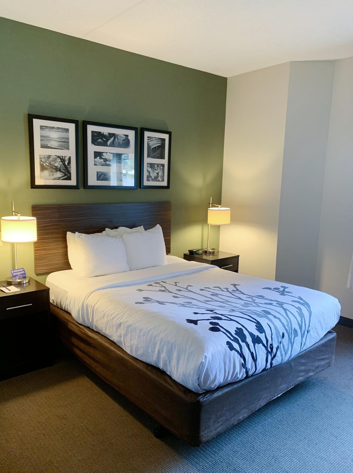Sleep Inn & Suites Queensbury - Lake George Экстерьер фото