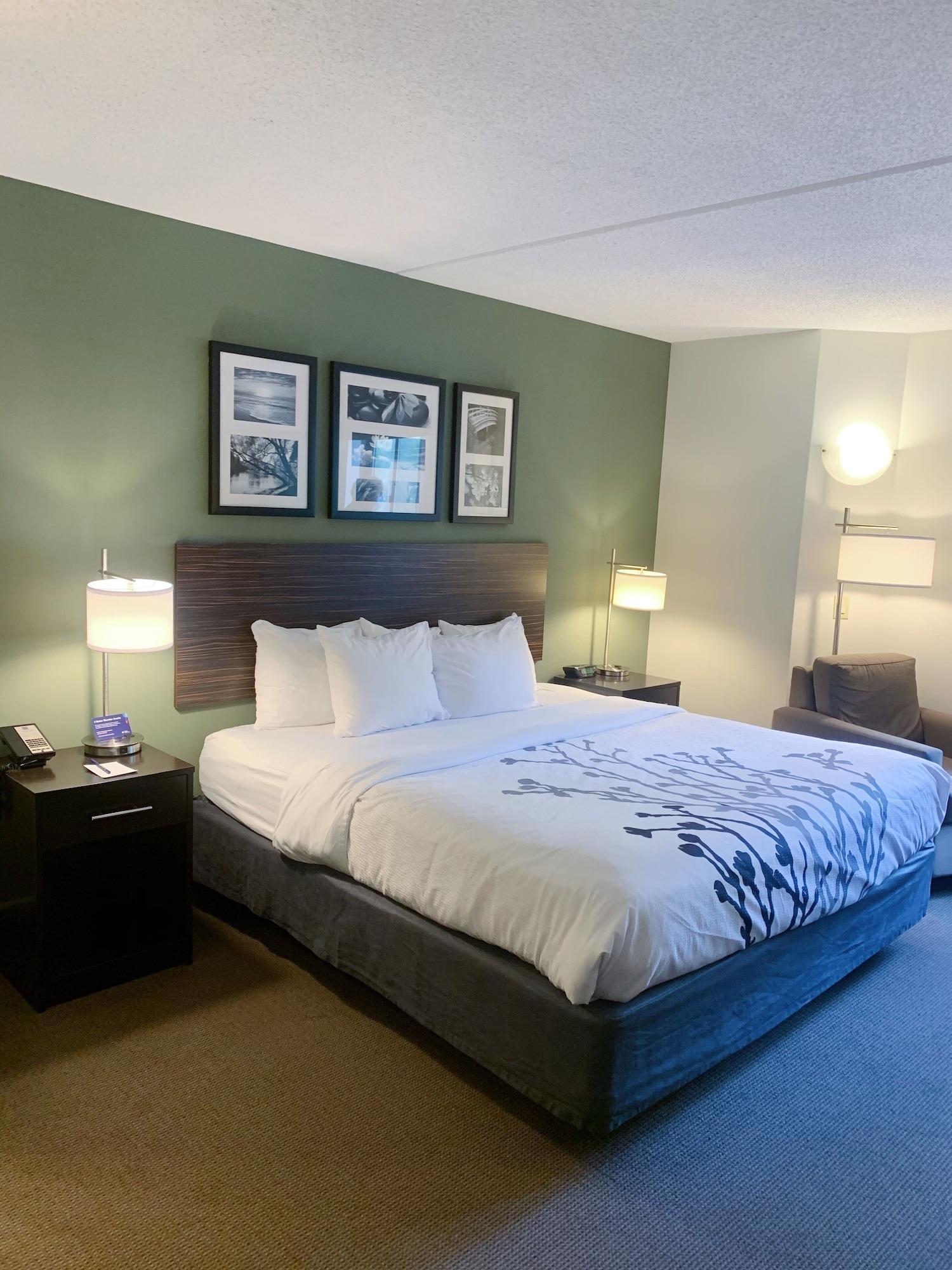 Sleep Inn & Suites Queensbury - Lake George Экстерьер фото