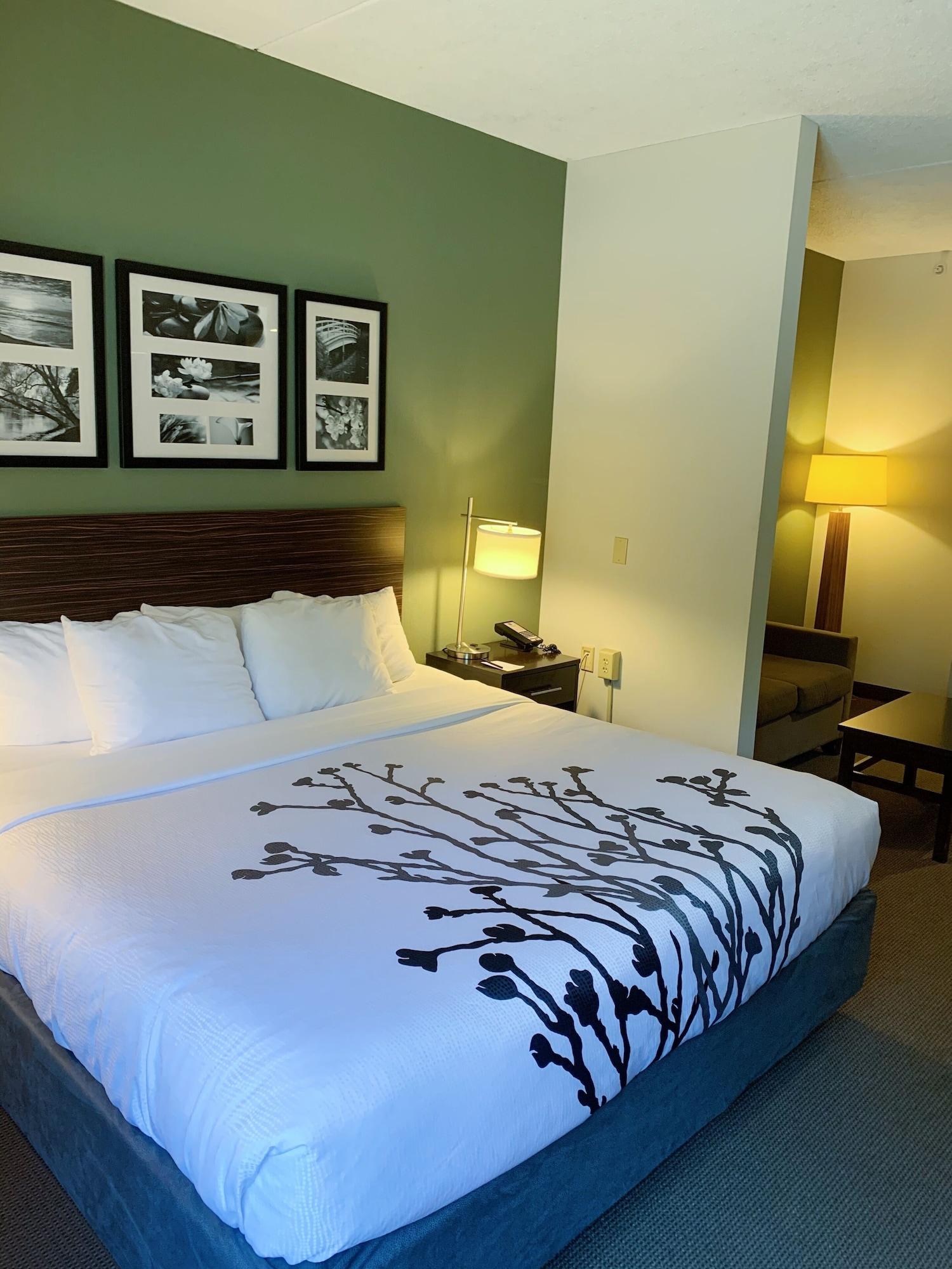 Sleep Inn & Suites Queensbury - Lake George Экстерьер фото
