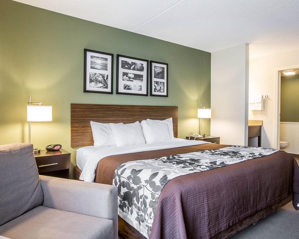 Sleep Inn & Suites Queensbury - Lake George Экстерьер фото