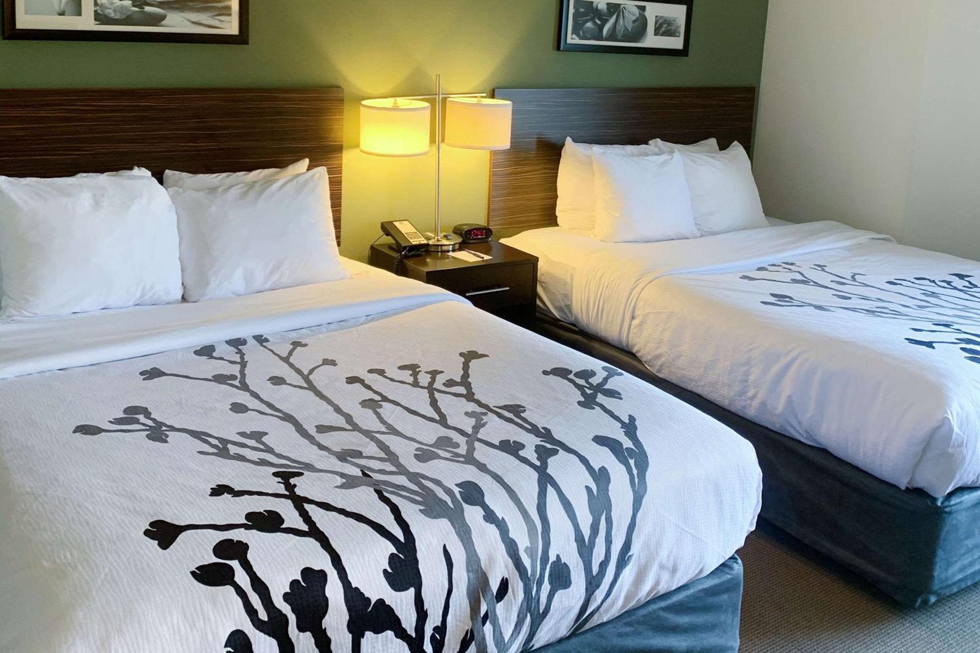 Sleep Inn & Suites Queensbury - Lake George Экстерьер фото