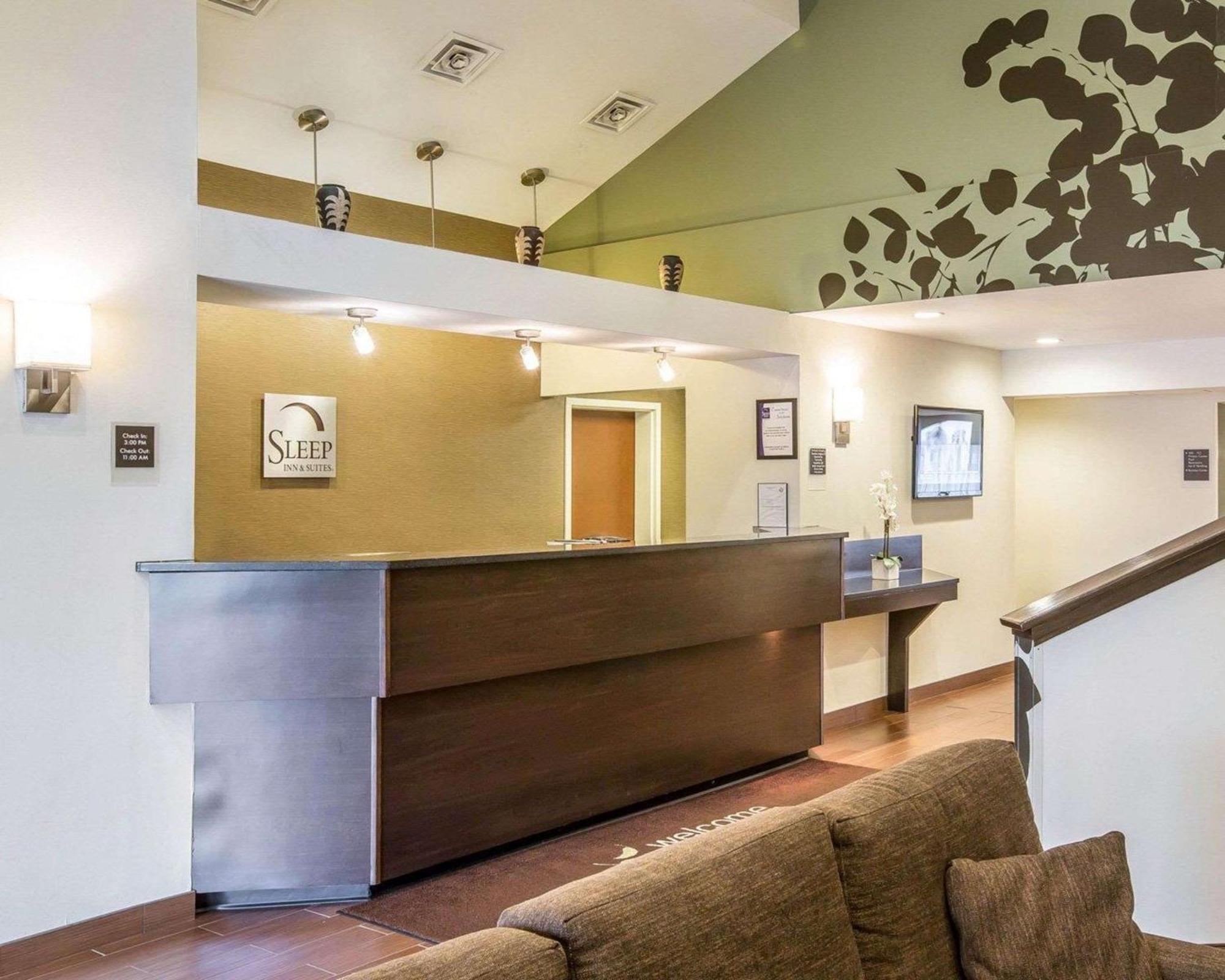 Sleep Inn & Suites Queensbury - Lake George Экстерьер фото