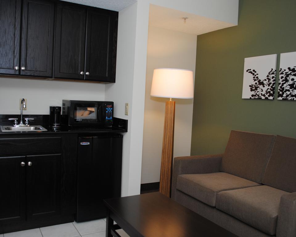 Sleep Inn & Suites Queensbury - Lake George Экстерьер фото